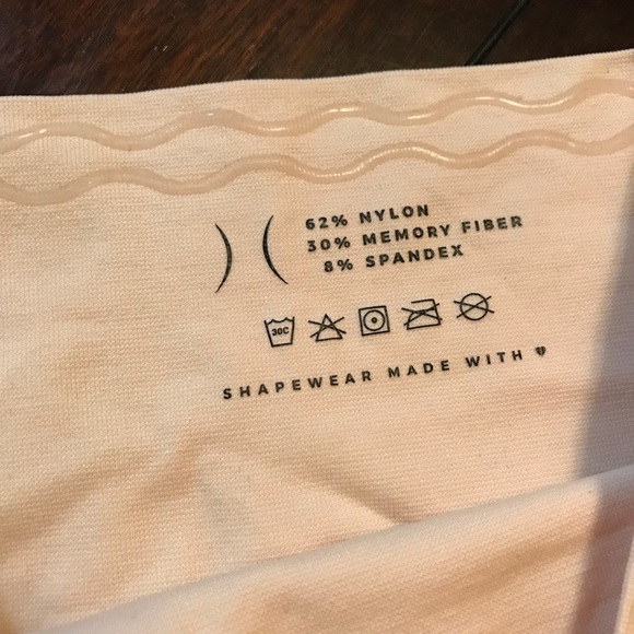 NWT Blk High waist shapewear shorts - Picture 8 of 8